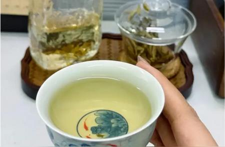 茉莉花茶：探寻最好喝的品种，推荐五个口碑品牌！